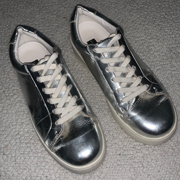 STEVEN by Steve Madden Haris Silver Platform Sneakers — 9 (fits like an 8/8.5) - Picture 2 of 9